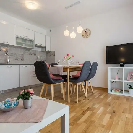 Apartman Matea * Podstrana